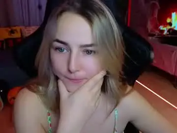 Chaturbate Nude Webcam of mira_mermayd