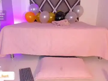 Chaturbate Live Sex Cam of naho_23