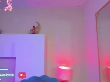 Chaturbate Watch Live Sex Cams of violettabaker1
