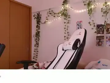 Chaturbate Watch Live Sex Cams of vivian_qwerty