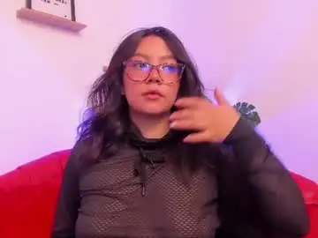 Chaturbate Live Sex of ariah_rosee
