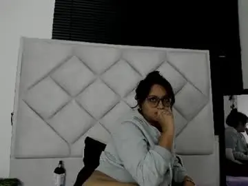 Chaturbate Watch Live Sex Cams of azul_moon