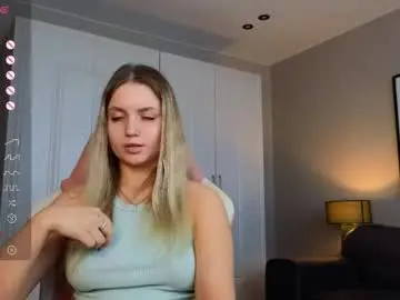 Chaturbate Watch Live Sex Cams of brightrays__