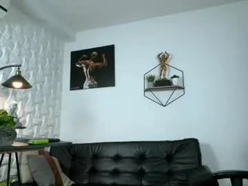 Chaturbate Best live sex cam show of casticatheking