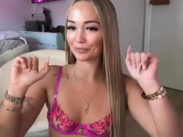 Chaturbate Adult Webcam of luvlivvyy