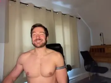 Chaturbate Live Sex of handsumhung