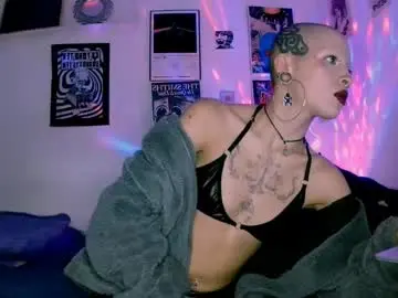 Chaturbate Live Porn of plutonbluemoon_999