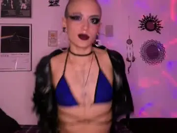 Chaturbate Live Sex Cam of plutonbluemoon_999