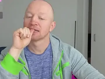 Chaturbate Free Porn Cam of kevintyler69