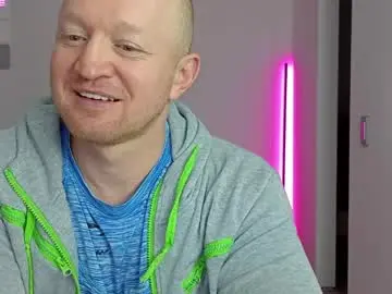 Chaturbate Watch Live Sex Cams of kevintyler69