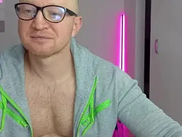 Chaturbate Watch Live Sex Cams of kevintyler69