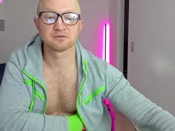 Chaturbate Free Porn Cam of kevintyler69