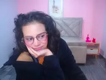 Chaturbate Live Sex Cam of tyna_ch