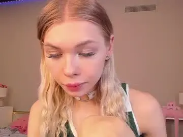 Chaturbate Best live sex cam show of blondy_fina