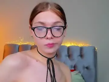 Chaturbate Free Porn Cam of blondy_fina