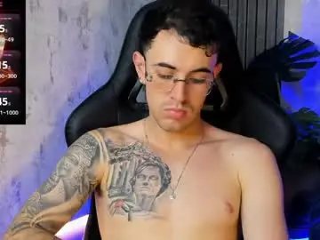 Chaturbate Sex Cam of codyywalker
