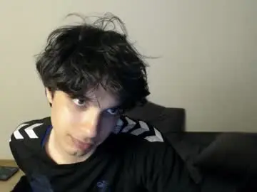Chaturbate Live Sex Cam of cris_peace