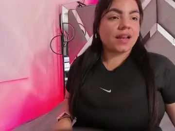 Chaturbate Best live sex cam show of daniamiller_