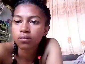 Chaturbate Live Porn of elaliealdy