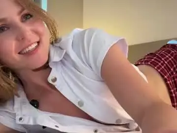 Chaturbate Nude Webcam of girl_next_door19