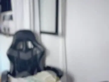 Chaturbate Sex Cam of harry_brown2324