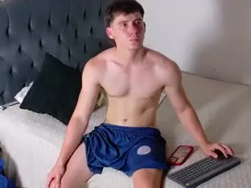 Chaturbate Sex Cam of harry_brown2324