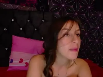 Chaturbate Live Sex Cam of miis_beellaa