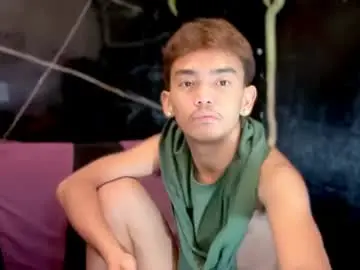 Chaturbate Free Live Porn of p1noytwink_mier
