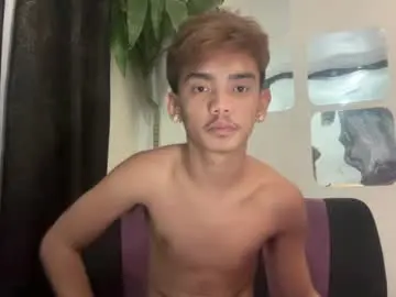Chaturbate Free Live Porn of p1noytwink_mier