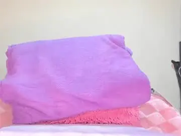 Chaturbate Live Sex Cam of rachel__milfy