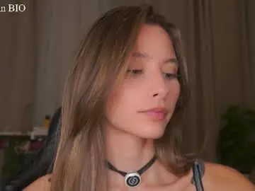 Chaturbate Live Sex Cam of falinecrosthwaite