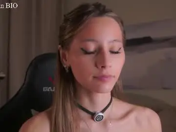 Chaturbate Live Sex of falinecrosthwaite