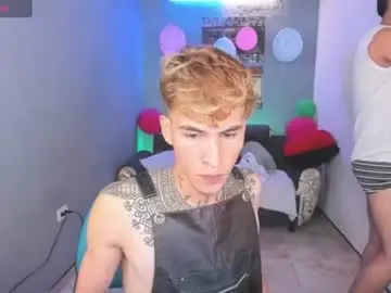 Chaturbate Live Porn of latin_boysxxx_