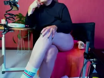 Chaturbate Live Sex of milf_sikiu