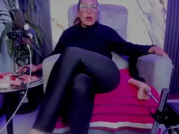 Chaturbate Free Porn Cam of milf_sikiu