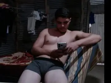 Chaturbate Live Sex of snakeguy08