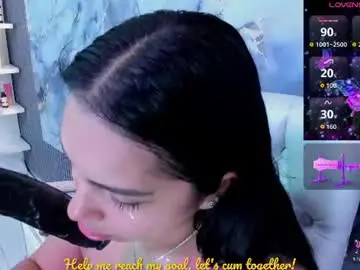 Chaturbate Adult Webcams of evelinn_belen