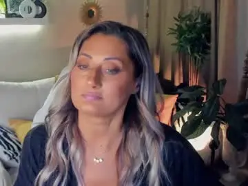 Chaturbate Live Porn of sarahholly