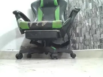 Chaturbate Sex Cam of srfindomfeet_