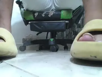 Chaturbate Private Sex Chat of srfindomfeet_