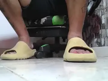 Chaturbate Private Sex Chat of srfindomfeet_