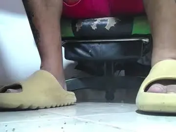 Chaturbate Sex Cam of srfindomfeet_
