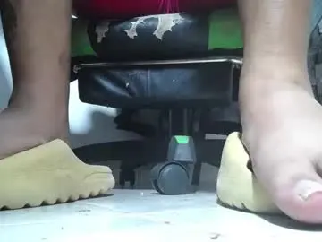 Chaturbate Sex Cam of srfindomfeet_