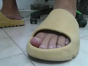 Chaturbate Adult Webcam of srfindomfeet_