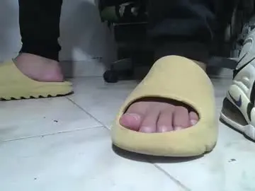 Chaturbate Best Webcam of srfindomfeet_