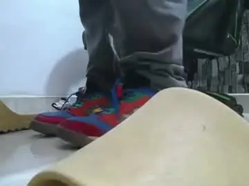 Chaturbate Sex Chat of srfindomfeet_