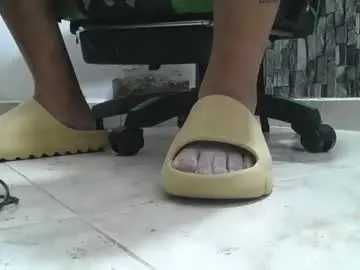 Chaturbate Free Live Porn of srfindomfeet_