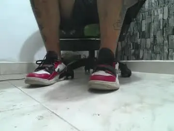 Chaturbate Adult Video Chat of srfindomfeet_