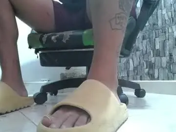 Chaturbate Free Live Porn of srfindomfeet_