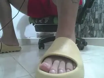 Chaturbate Nude Webcam of srfindomfeet_